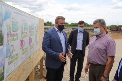 Николай Любимов - Губернатор поручил организовать ливневки возле новой школы в Кальном и ближайших домов - 7info.ru - Рязанская обл.