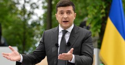 Владимир Зеленский - Зеленский призвал считающих себя русскими людей в Донбассе уехать в РФ - ren.tv - Россия - Украина - ДНР - ЛНР - Донбасс