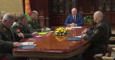 Александр Лукашенко - Лукашенко поговорил со своими силовиками о "новой угрозе" из Украины - dsnews.ua - Украина - Белоруссия