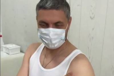 Александр Осипов - Глава Забайкалья поставил вторую прививку от COVID-19 - chita.ru