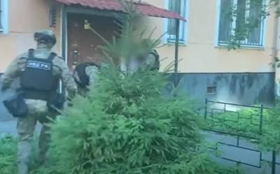 В Петербурге задержаны члены ОПГ, в которую входил полицейский - znak.com - Россия - Санкт-Петербург