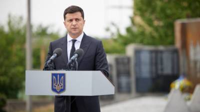 Владимир Зеленский - Зеленский потребовал от русских жителей покинуть Донбасс - yur-gazeta.ru - Россия - Украина - Донбасс