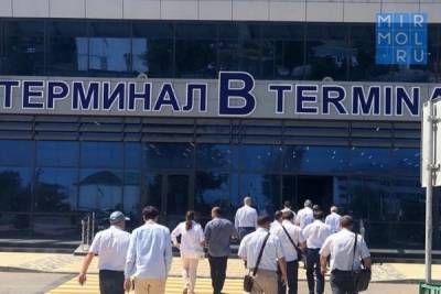 В аэропорту Махачкалы перевезено около 1,1 млн пассажиров - mirmol.ru - Москва - Санкт-Петербург - Краснодар - Махачкала - респ. Дагестан - Ростов-На-Дону - Сургут