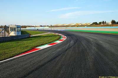 В Формуле 1 допускают отмену гонок в Турции и Японии - f1news.ru - Англия - Турция - Япония - Канада - Сингапур - Стамбул
