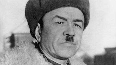 Россия воссоздаст памятник Герою СССР Ивану Панфилову в Бишкеке в бронзе - mir24.tv - Россия - Киргизия - Бишкек - Свердловская обл.