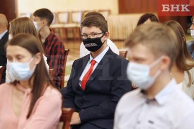 Виктор Бобыря - Владимир Уйба - Стобалльникам из Коми предложили наставничество над одаренными детьми - bnkomi.ru - респ. Коми