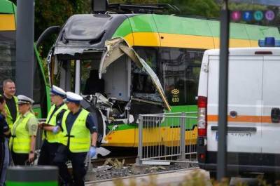 В Польше столкнулись трамваи, более 30 пассажиров получили травмы - novostiua.news - Украина - Польша - Познань