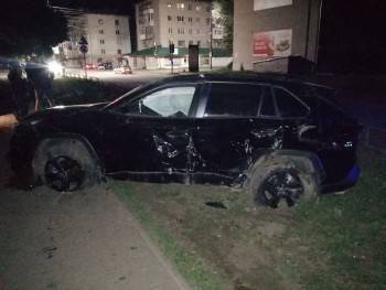 Появилось видео с места ДТП в Вологодской области, где перевернулся в полете кроссовер Тойота - vologda-poisk.ru - Вологодская обл. - Вологда