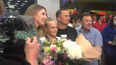 Ангелина Мельникова - Олимпийская чемпионка Ангелина Мельникова прилетела в Воронеж - vestivrn.ru - Россия - Воронеж