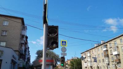 Последствия грозы: обесточены несколько городов, в Екатеринбурге повреждено 89 светофоров - newdaynews.ru - Екатеринбург - Белоярск - Свердловская обл. - Октябрьск - район Чкаловский