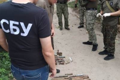 На Житомирщине "черные копатели" добывали тротил из авиабомб - rupor.info - Украина - Житомирская обл.