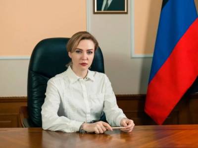 Владимир Зеленский - В ДНР предложили Зеленскому наверстать упущенное на уроках истории - eadaily.com - Россия - Украина - Крым - ДНР