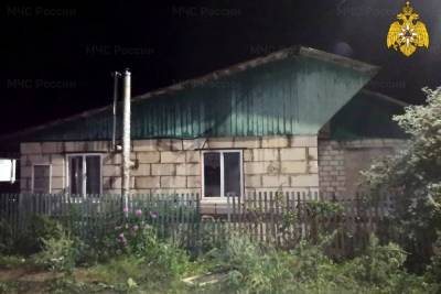 Вечером соседи тушили пожар в Ярцеве, пока хозяев не было дома - mk-smolensk.ru - Россия - Смоленская обл.