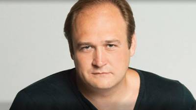 Задержан курьер, избивший звезду сериалов Ивана Рыжикова - vesti.ru - Москва - Киргизия