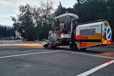 В Брянске обновляют дорожную разметку возле школ к новому учебному году - mk.ru - Брянск