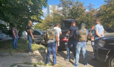 Военные вышли на улицы Харькова, жителей призывают носить паспорт: детали - kharkov.politeka.net - Украина - Киев - Харьковская обл. - Харьков