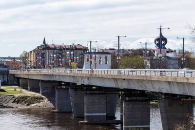 Борис Елкин - Во время капитального ремонта у Ольгинского моста полностью заменят перила - mk-pskov.ru - Москва - Псков