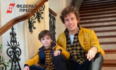 Алла Пугачева - Максим Галкин - Гарри Галкин - Галкин и Пугачева отправили детей в деревенский магазин - fedpress.ru - Москва - деревня Грязь