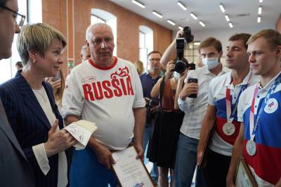 Елена Шмелева - В России задумались о создании специализированных спортивных классов в школах – Учительская газета - ug.ru - Россия - Токио - Самара