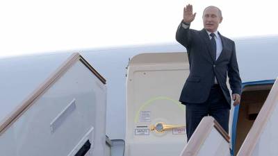 Владимир Путин - Алексей Текслер - Радий Хабиров - Путин прибыл с рабочим визитом в Челябинскую область - iz.ru - Россия - Башкирия - Израиль - Челябинская обл. - Магнитогорск - район Абзелиловский