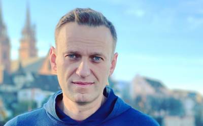 Алексей Навальный - ФБК, Фонд защиты прав граждан и штабы Навального включили в реестр запрещенных организаций - znak.com