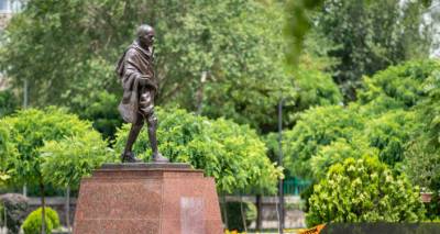 Уголовное дело по факту осквернения памятника Ганди в Ереване направлено в суд - ru.armeniasputnik.am - Армения - Ереван