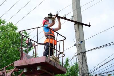 Наружное освещение восстановили на 23 участках улиц в Курске - chr.mk.ru - Курск