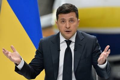 Владимир Зеленский - Алексей Арестович - На Украине раскритиковали языковую политику Зеленского - lenta.ru - Украина