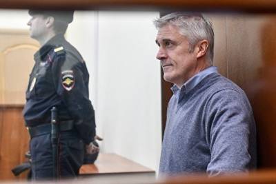 Майкл Калви - Инвестор Майкл Калви пять лет не сможет покинуть Россию - znak.com - Москва - Россия