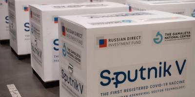 Анатолий Антонов - Посол РФ заявил о "целенаправленной кампании" против российских вакцин в мире - ruposters.ru - Москва - Россия - США - Бразилия