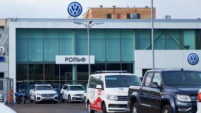 Дефицит новых автомобилей в России спровоцировал рост цен на машины с пробегом - avtonovostidnya.ru - Россия