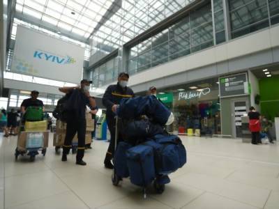 Директор по продажам "Метинвеста" Николаенко об отправке самолета с украинскими спасателями в Грецию: "Метинвест" не мог оставаться в стороне - gordonua.com - Украина - Греция