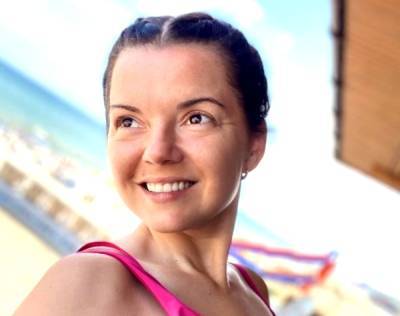 Маричка Падалко - 45-летняя звезда "1+1" Маричка Падалко в майке показала свое спортивное утро: "Результат налицо" - sport.politeka.net - Украина