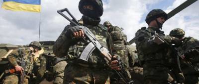 В результате обстрела со стороны боевиков на востоке Украины погиб один военный, еще один ранен - w-n.com.ua - Украина - Пески