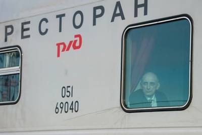 Больше полусотни детей госпитализировали с поезда Мурманск — Адлер - lenta.ru - Краснодарский край - Мурманск - Адлер