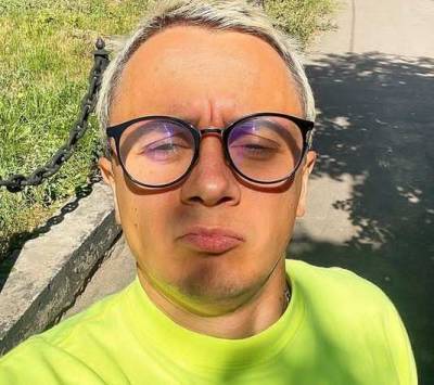 Филипп Киркоров - Давид Манукян - Илья Соболев - Соболев высмеял поедающих бургер Киркорова и Манукяна - actualnews.org