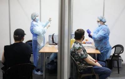 COVID-вакцинацию прошли почти 80 тысяч украинцев - korrespondent.net - США - Украина