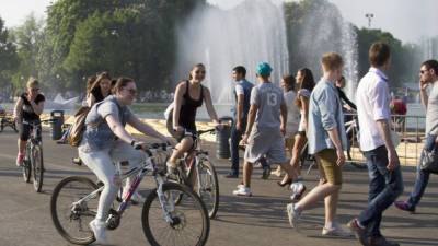 Роман Вильфанд - Москвичей в ближайшие дни снова ждет жаркая погода - mir24.tv - Москва - Россия