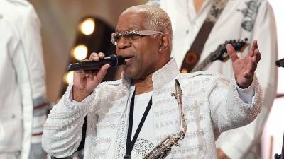 Скончался один из основателей группы Kool & the Gang Деннис Томас - iz.ru - США - Израиль - шт.Нью-Джерси