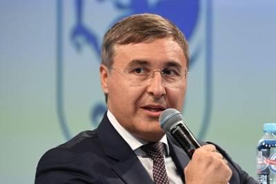 Валерий Фальков - Российским студентам разрешили не вакцинироваться - lenta.ru - Москва - Россия