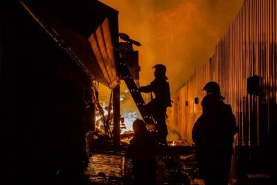 Пожар на российском траулере произошел в порту Киркенес - vm.ru - Норвегия - Россия - Хабаровск