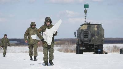 Минобороны начнет готовить командиров подразделений БПЛА с 2022 года - iz.ru - Израиль - Рязань