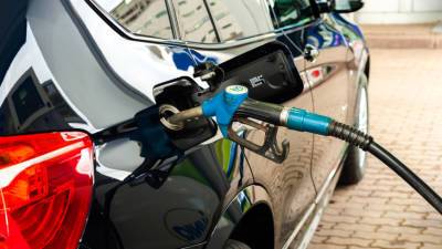 Антон Шапарин - Автоэксперт рассказал, как сэкономить на бензине - mir24.tv