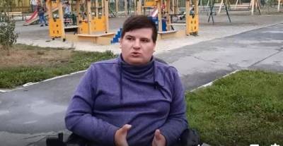 В Челябинске экс-депутат выходит на пикет к избиркому из-за массового снятия кандидатов - znak.com - Россия - Челябинск - район Калининский, Челябинск