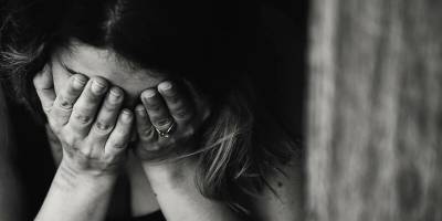 В Бердске арестовали врача-психиатра, подозреваемого в изнасиловании 16-летней пациентки - runews24.ru - Новосибирская обл. - Бердск