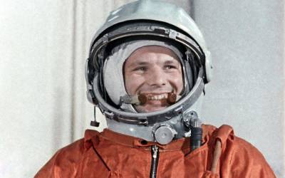 Юрий Гагарин - Какому странному обязательному ритуалу Гагарин «научил» всех космонавтов - russian7.ru
