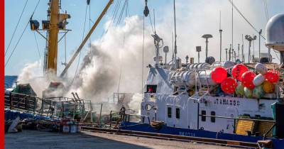 Тушение российского траулера у берегов Норвегии прекратили из-за взрывов - profile.ru - Норвегия - Киркенес