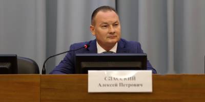 Алексей Спасский - В Красногорске обсудили приемку школ, подготовку к отопительному сезону и ремонт подъездов - runews24.ru - Красногорск