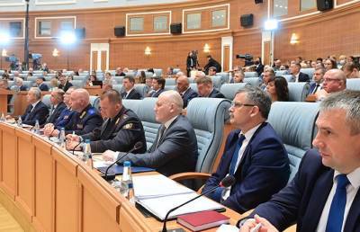 Александр Лукашенко - Анатолий Лаппо - Президент о спасенном мигранте: Ноги в Литве, а голова в Беларуси - ont.by - Белоруссия - Литва
