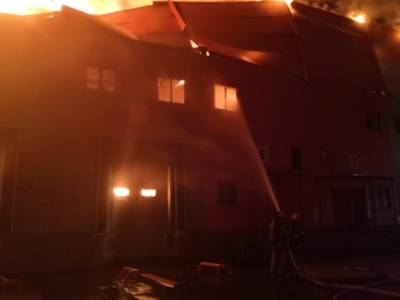 Пять человек погибли при пожаре в многоквартирном доме на Ямале - rosbalt.ru - Россия - Лабытнанги